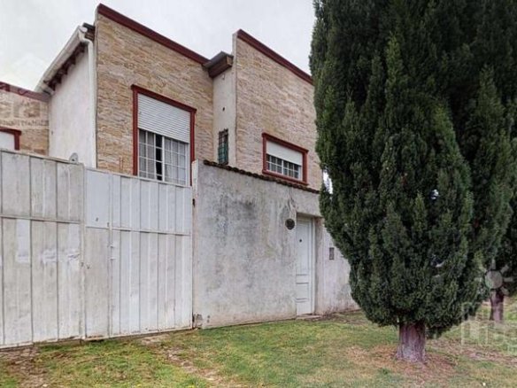 Casa en Venta- Calle 16 esquina 75 – La Plata