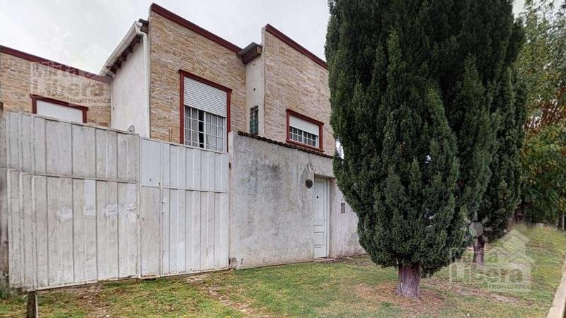 Casa en Venta- Calle 16 esquina 75 – La Plata