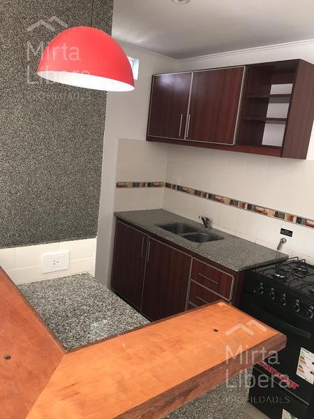 Monoambiente en Alquiler- Cale 40 17 y 18- La Plata