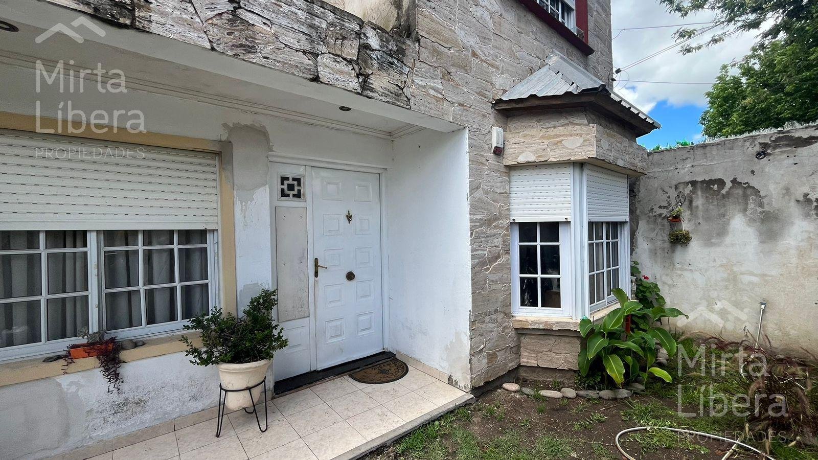 Casa en Venta- Calle 16 esquina 75 – La Plata