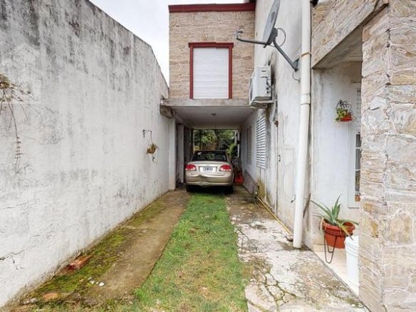 Casa en Venta- Calle 16 esquina 75 – La Plata