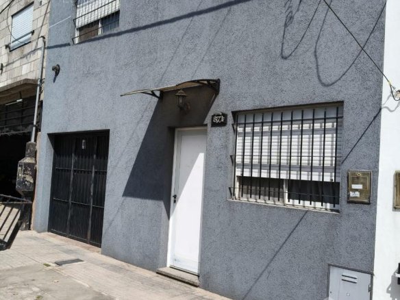 Departamento en duplex 3dor cochera