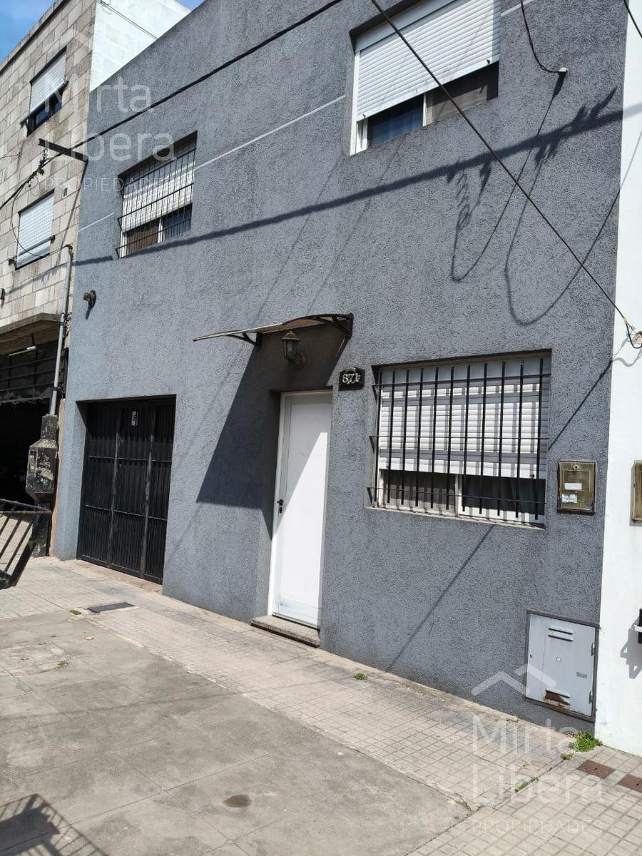 Departamento en duplex 3dor cochera