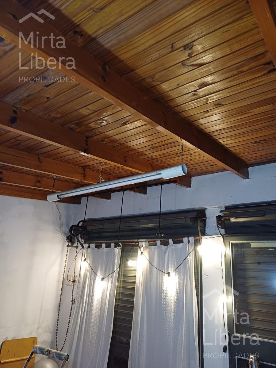 Casa Y Local en