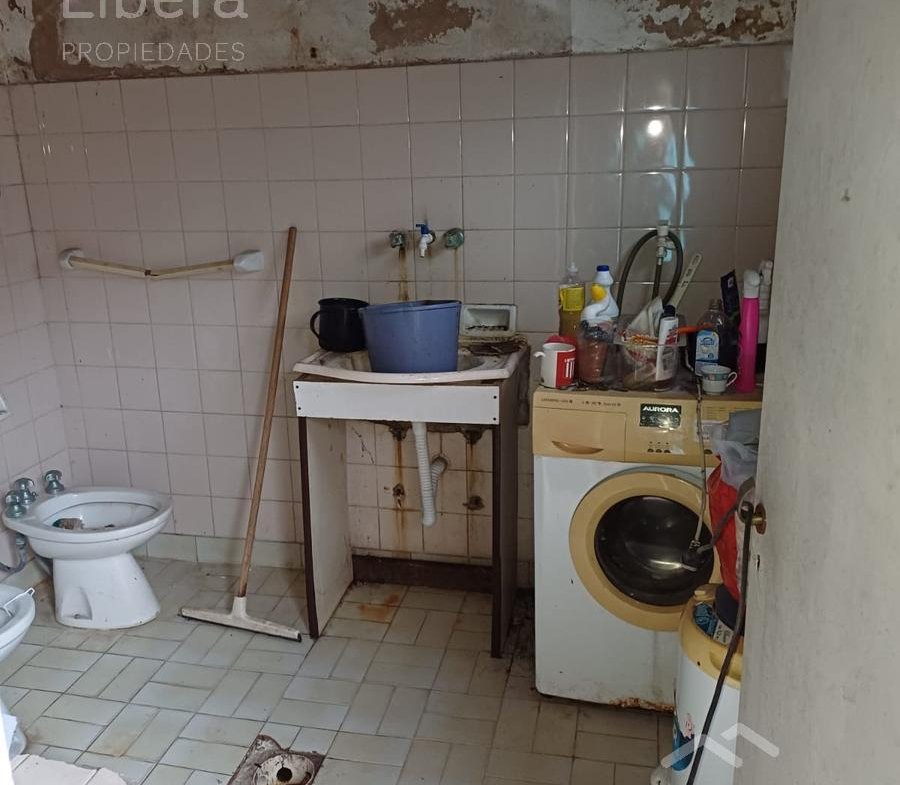 Casa Y Local en