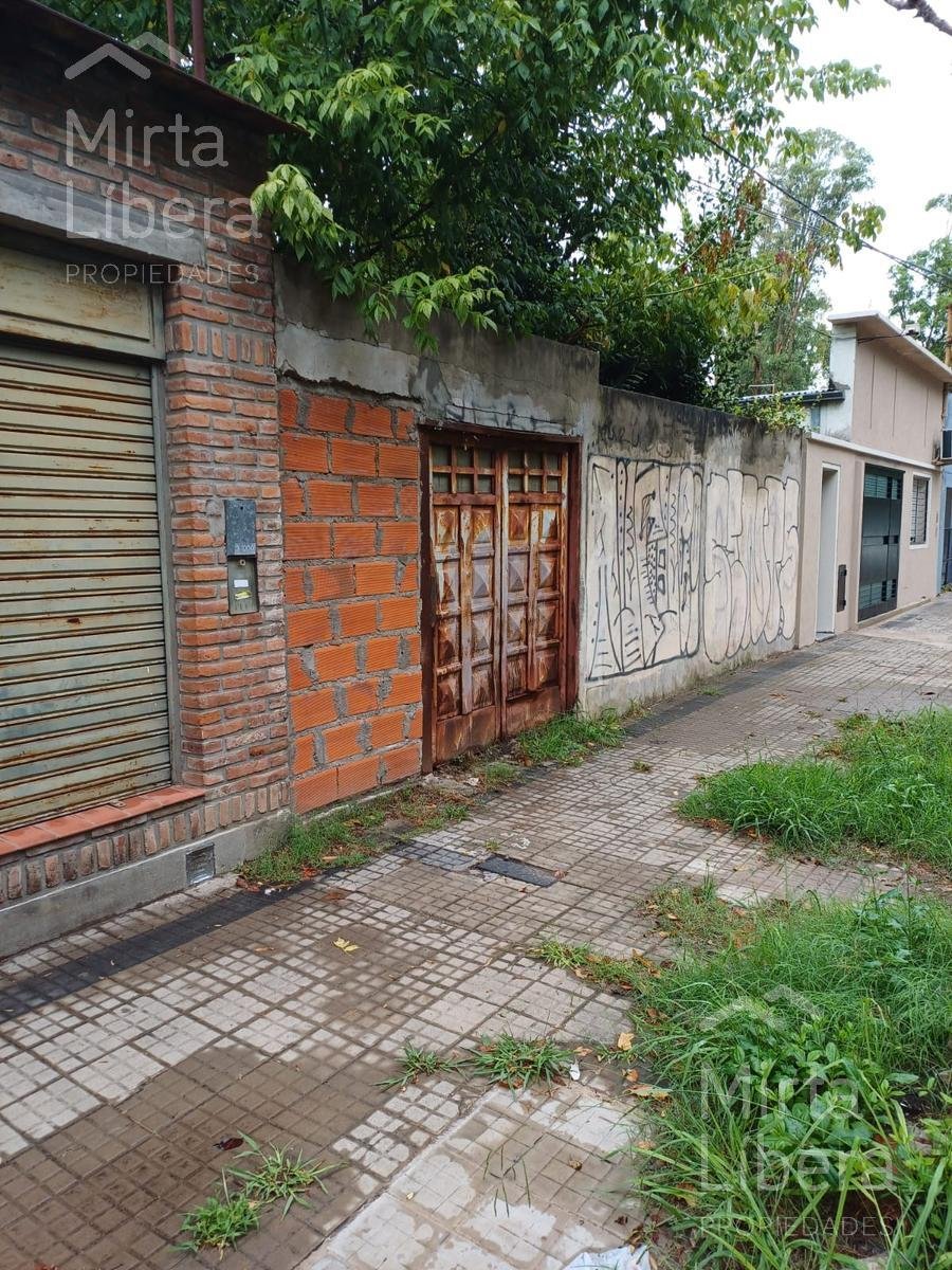 Casa Y Local en