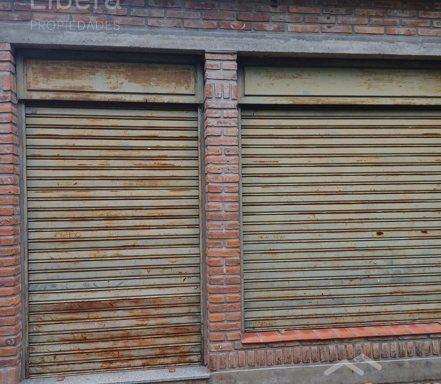 Casa Y Local en