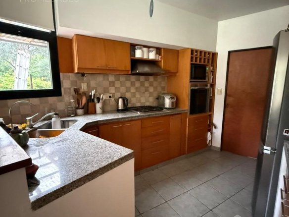 Casa en Villa Elisa